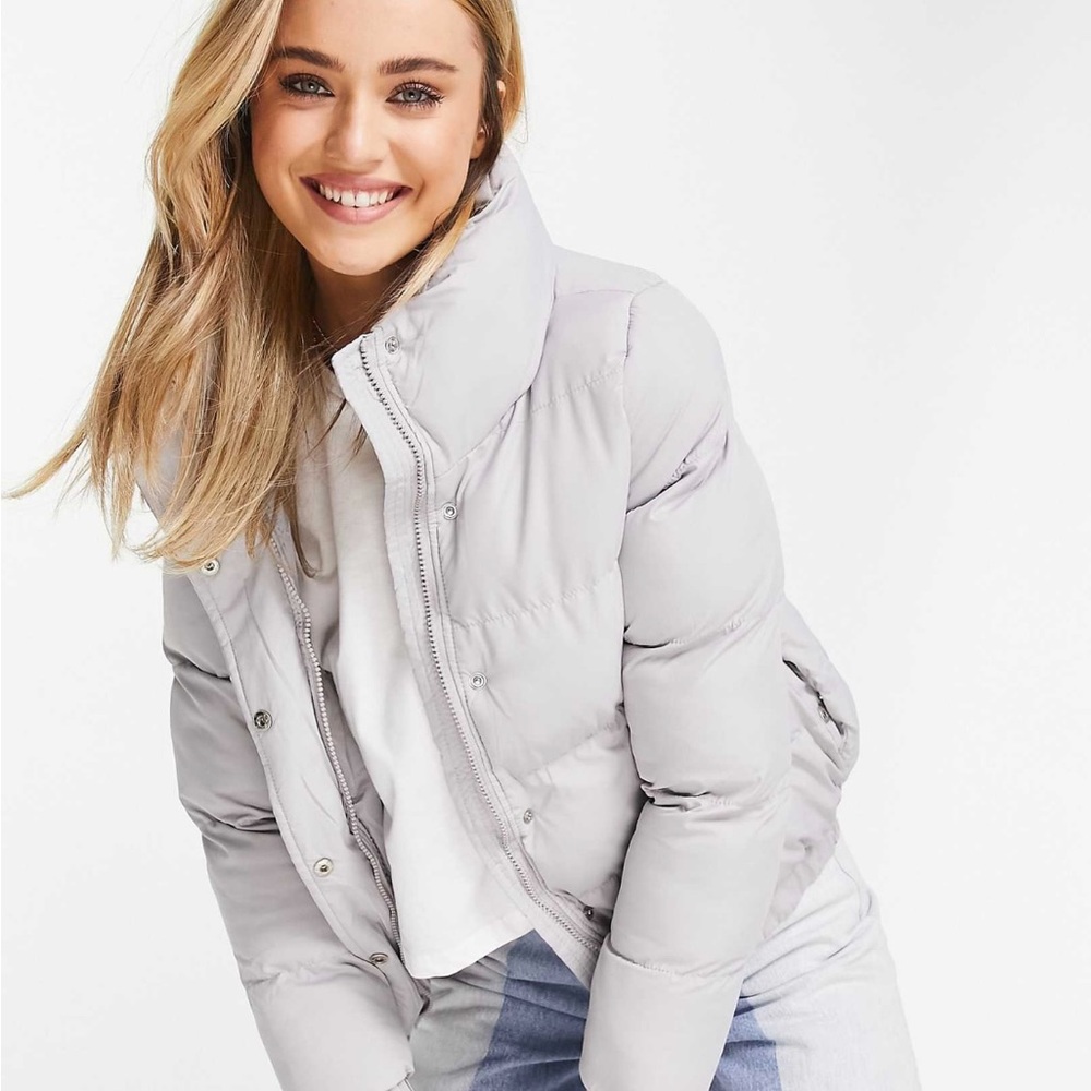 NWOT Brave soul slay Grey puffer jacket. US Size 6, pit to pit 19”Length 22 1/2”